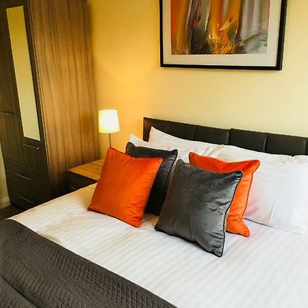 Amberblue@Epsom Apartment Bagian luar foto