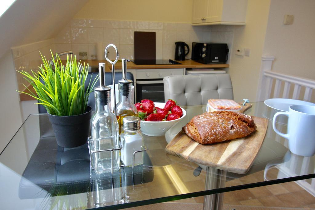 Amberblue@Epsom Apartment Bagian luar foto