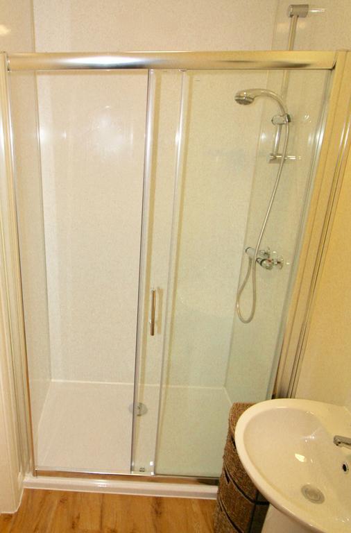 Amberblue@Epsom Apartment Bagian luar foto