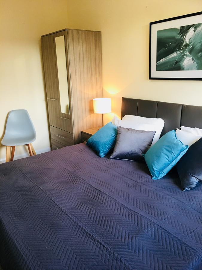 Amberblue@Epsom Apartment Bagian luar foto