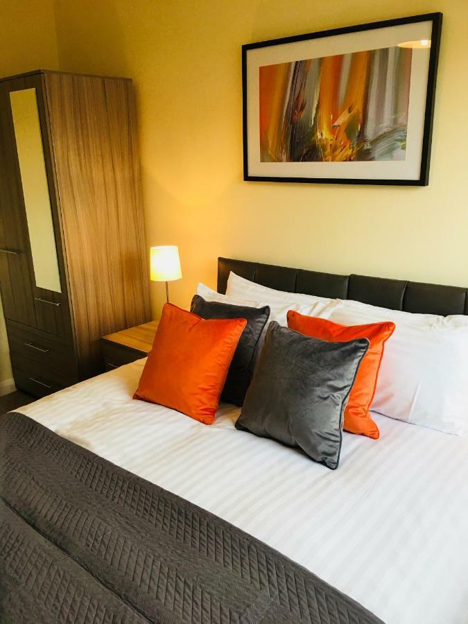 Amberblue@Epsom Apartment Bagian luar foto